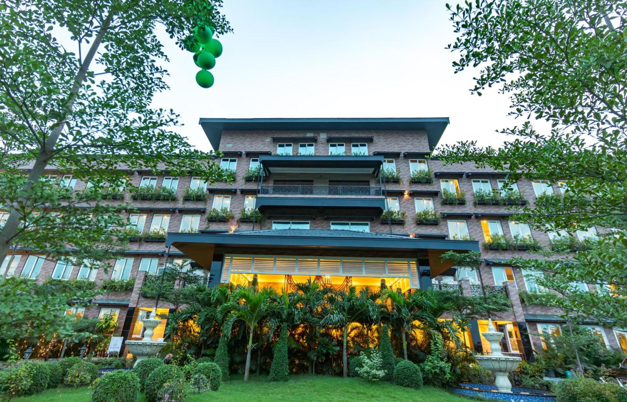 Mayfair Purnea Purnia Экстерьер фото